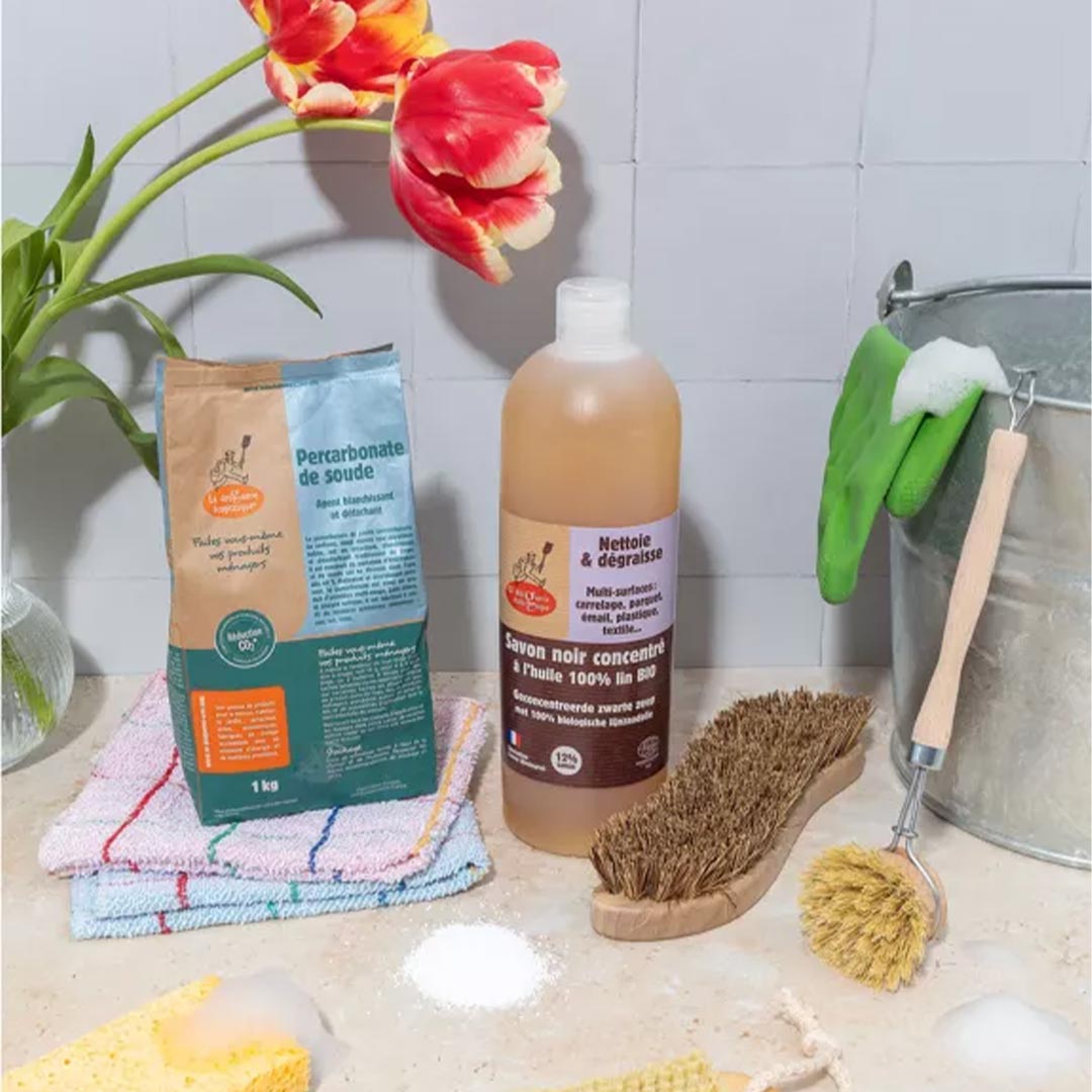 La Droguerie Ecologique - ECODIS Liquid Black Soap with Organic Linseed Oil, 1 liter - Elliotti